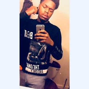 Meet your Posher, Devonte